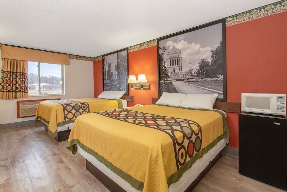 Super 8 by Wyndham Bedford 3