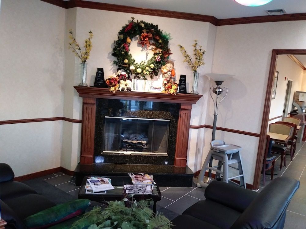 Baymont by Wyndham Waterford/Burlington WI 2