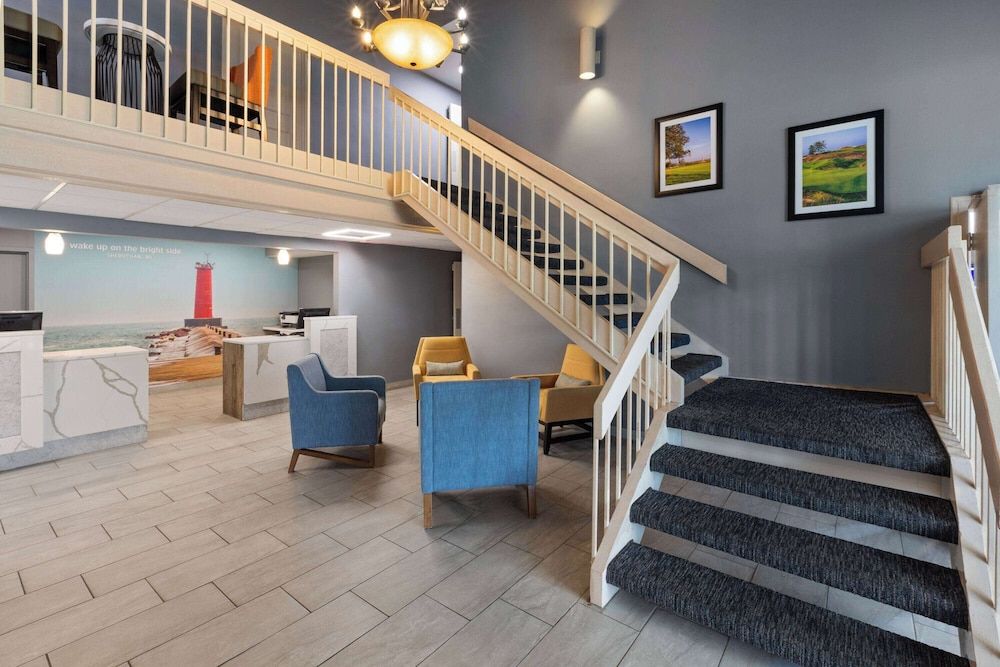 La Quinta Inn by Wyndham Sheboygan 3