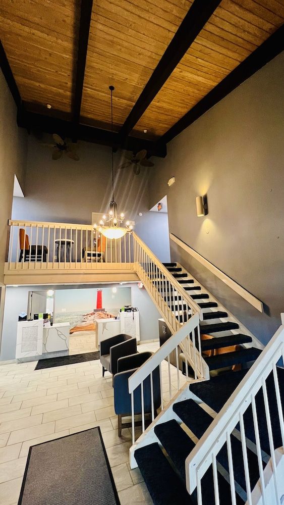 La Quinta Inn by Wyndham Sheboygan 2