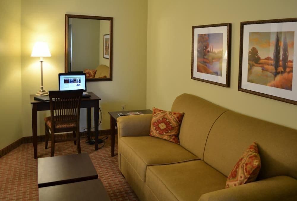 Euro Suites Hotel 3 estrellas en Morgantown