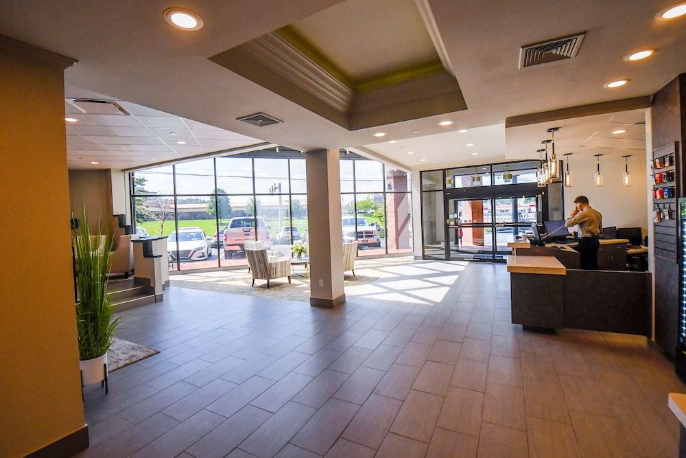 Euro Suites Hotel 2