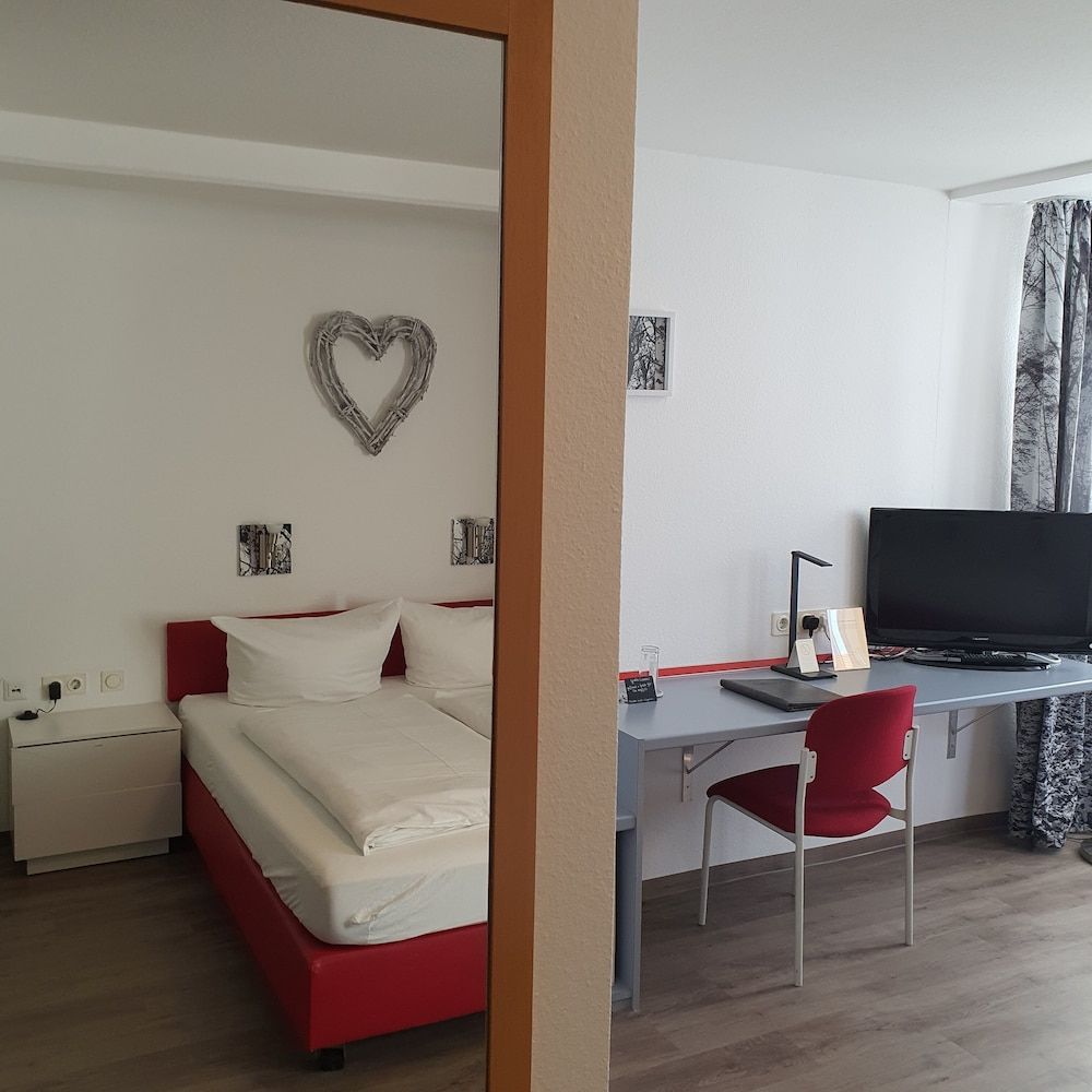 Hotel Postbauer Heng 3