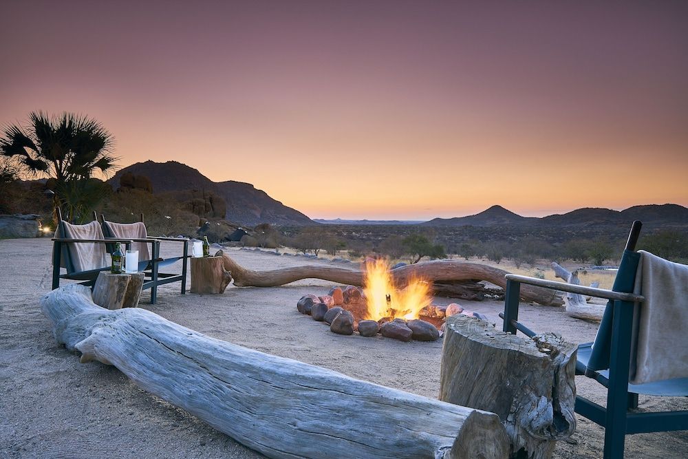 Ai Aiba - The Rockpainting Lodge -1 étoiles à Omaruru