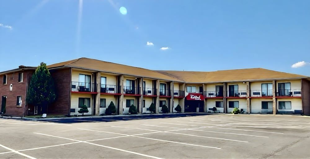 Red Roof Inn & Suites Newport - Middletown, RI 2 estrelas em Middletown