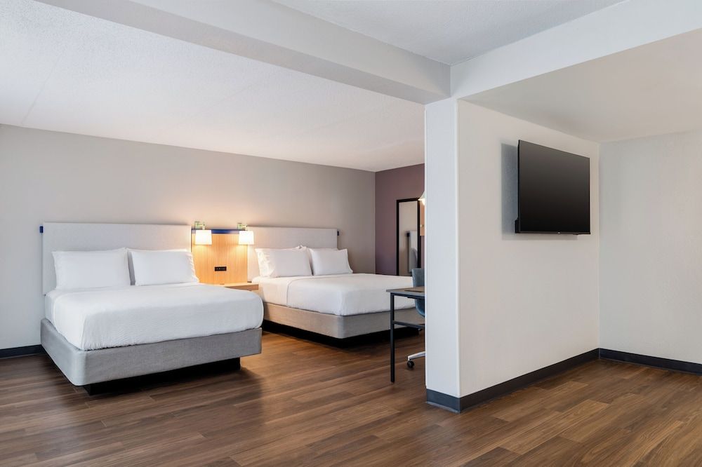 Garner Hotel Murfreesboro West by IHG 3