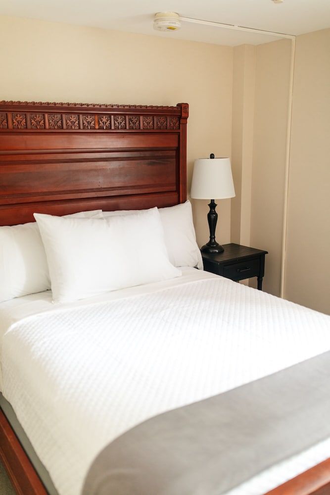 The General Stanton Inn 2