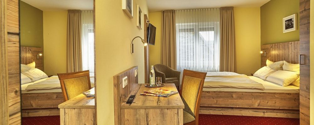 Hotel Zum Blauen Hecht 2