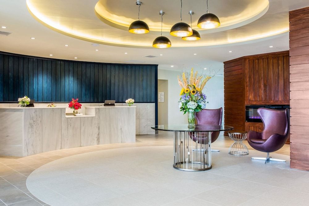 Wyndham Newport Hotel 3