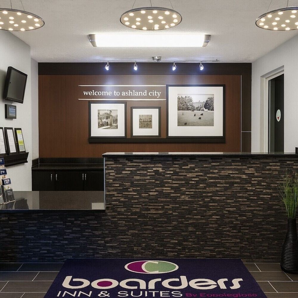 Boarders Inn & Suites by Cobblestone Hotels – Ashland City 3