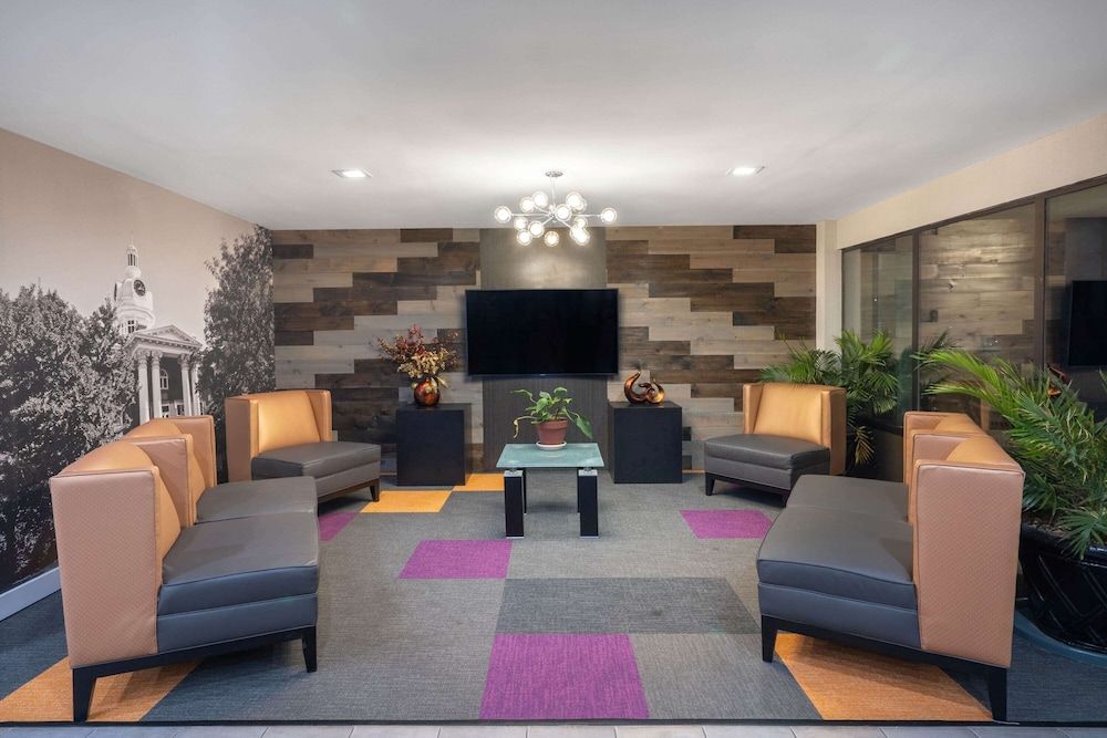 Baymont by Wyndham Murfreesboro 3