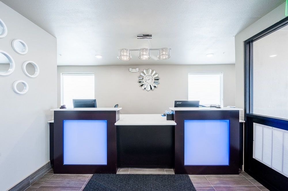 Stratford House Inns - Edmond 2