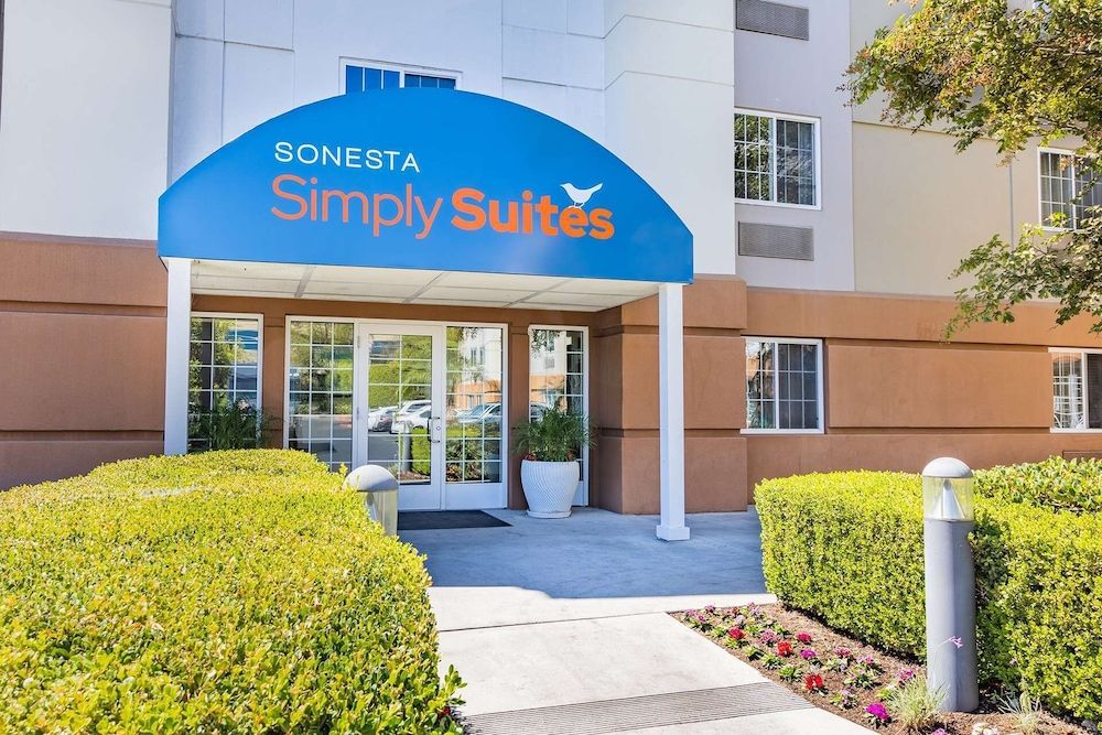 Sonesta Simply Suites Lansing 2 estrelas em Lansing