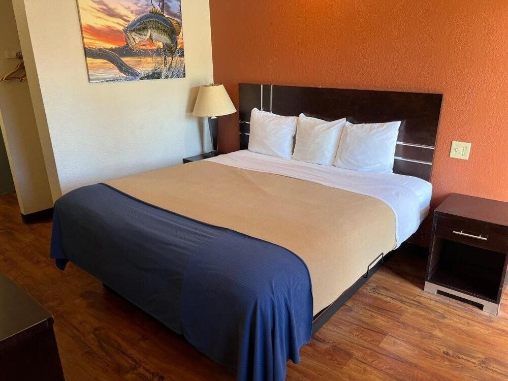 Budget inn 2