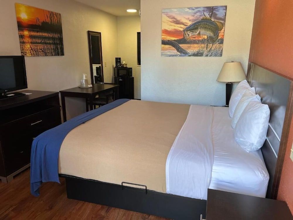 Budget inn 3