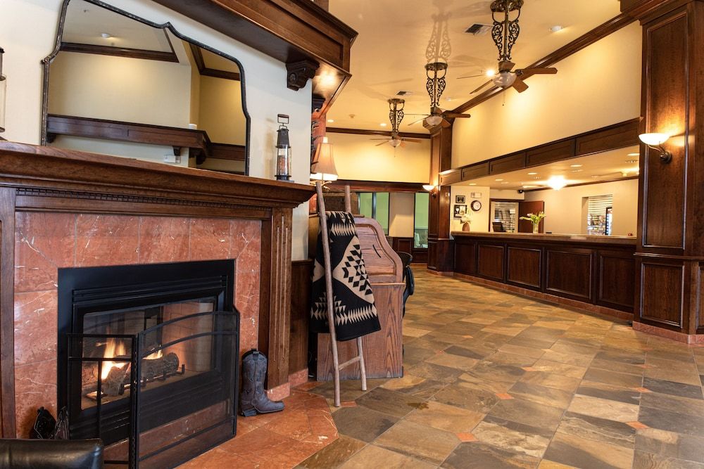 Oxford Suites Pendleton 3