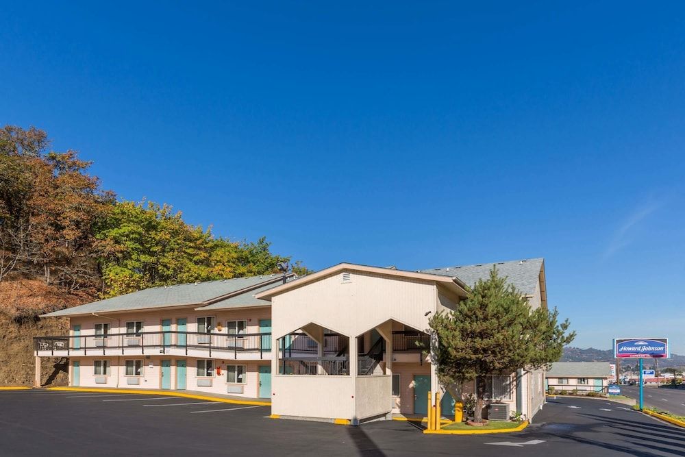 Howard Johnson by Wyndham Roseburg 2 estrelas em Roseburg