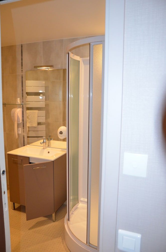 Brit Hotel du Dauphin 3