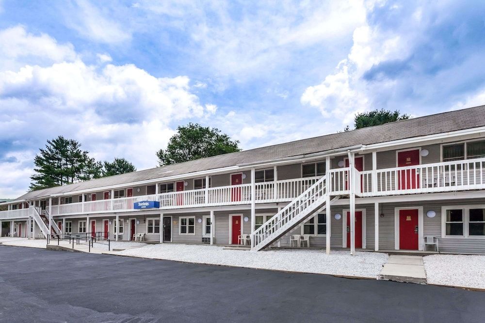 Travelodge by Wyndham Great Barrington Berkshires 2 étoiles à Great Barrington