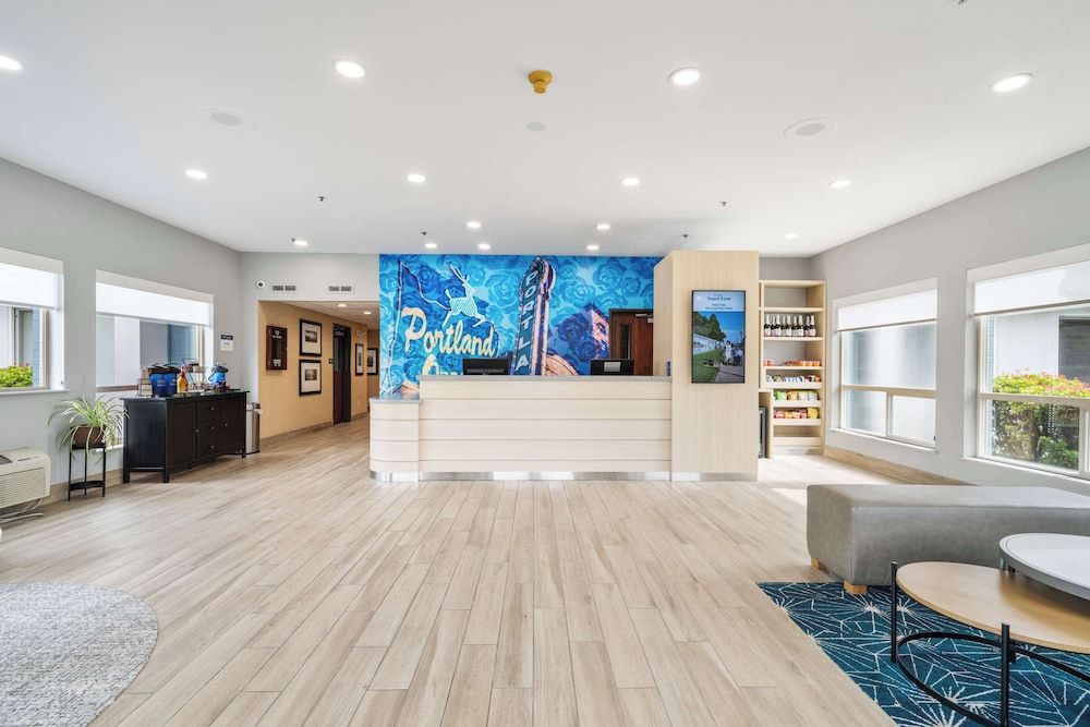 Best Western Lake Oswego/Portland Hotel & Suites 2