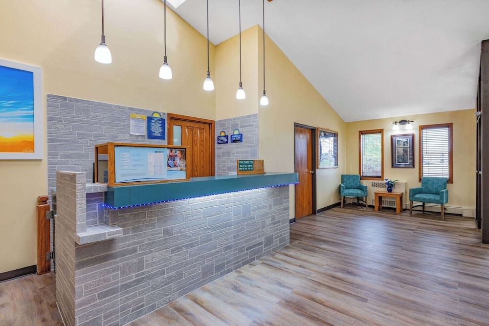 Days Inn by Wyndham Monticello 3