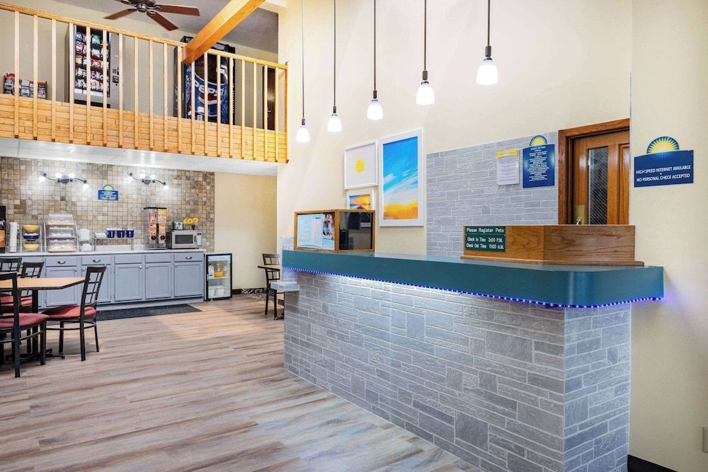 Days Inn by Wyndham Monticello 2