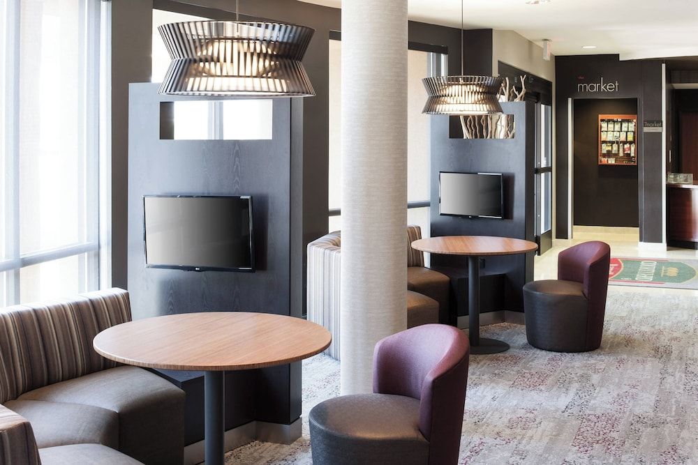 Courtyard by Marriott Hattiesburg 3