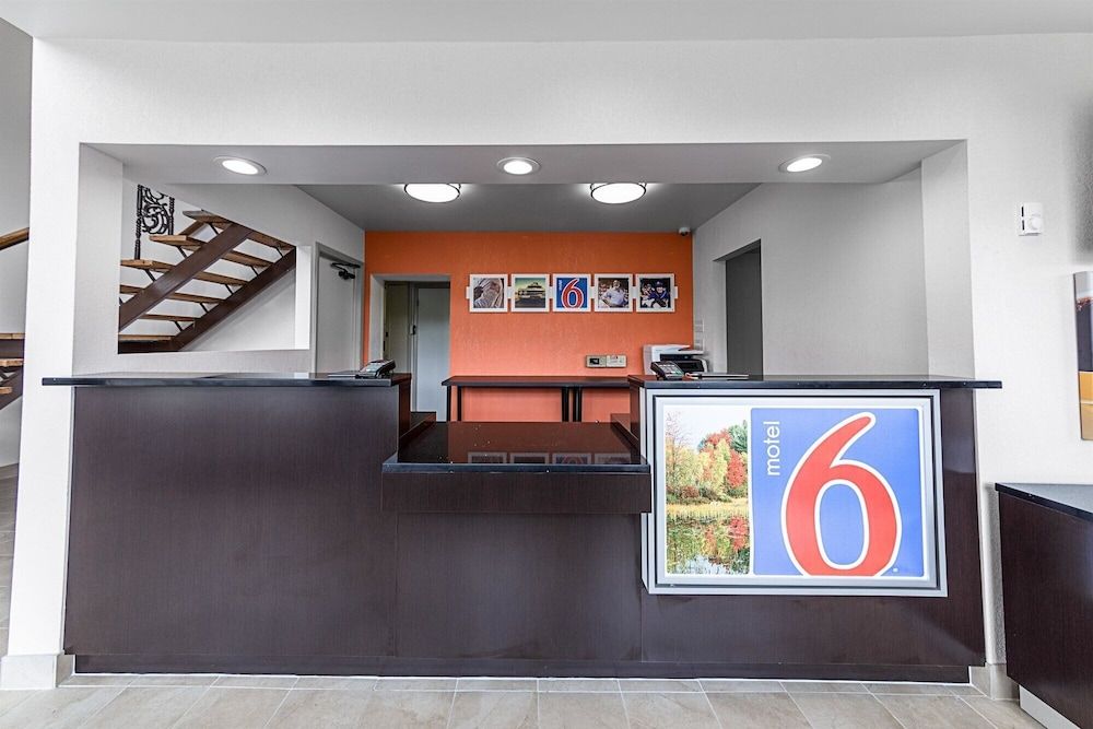 Motel 6 Warminster, PA 3