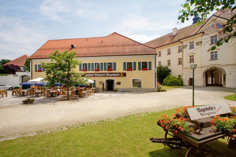 Mayerhofer - Hotel - Restaurant - Partyservice - Tagung -1 estrelas em Aldersbach