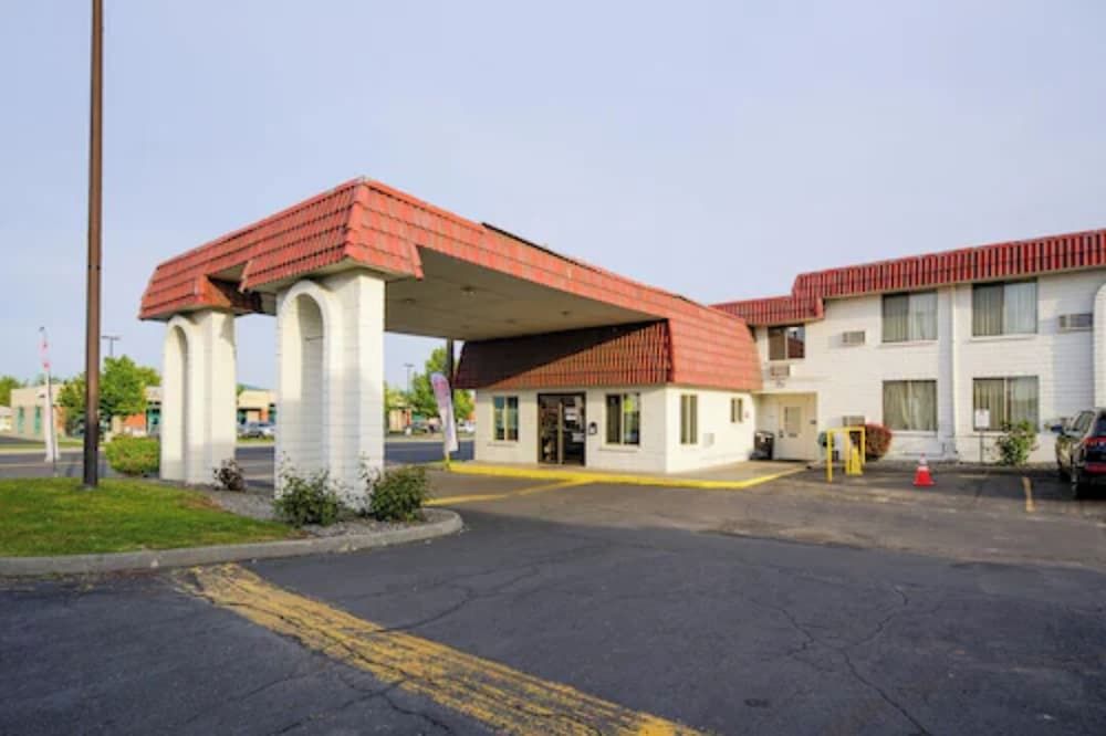 Hermiston Inn & Suites 2 étoiles à Hermiston