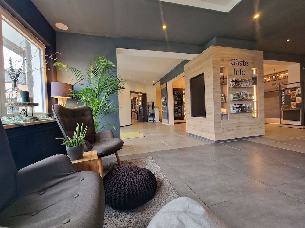 Berghotel Kristall 3