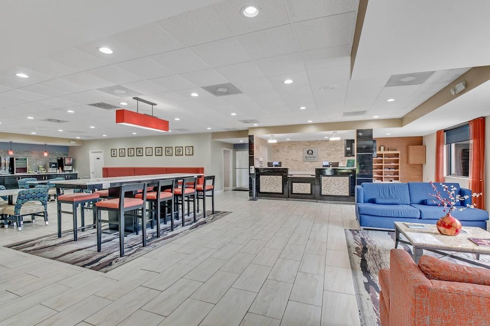 Quality Inn Dalton East 2