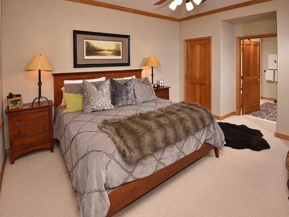 Arrowhead Village Condo - 104 Aspenwood Lodge 2