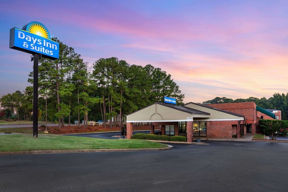 Days Inn & Suites by Wyndham Rocky Mount Golden East 2 estrelas em Rocky Mount