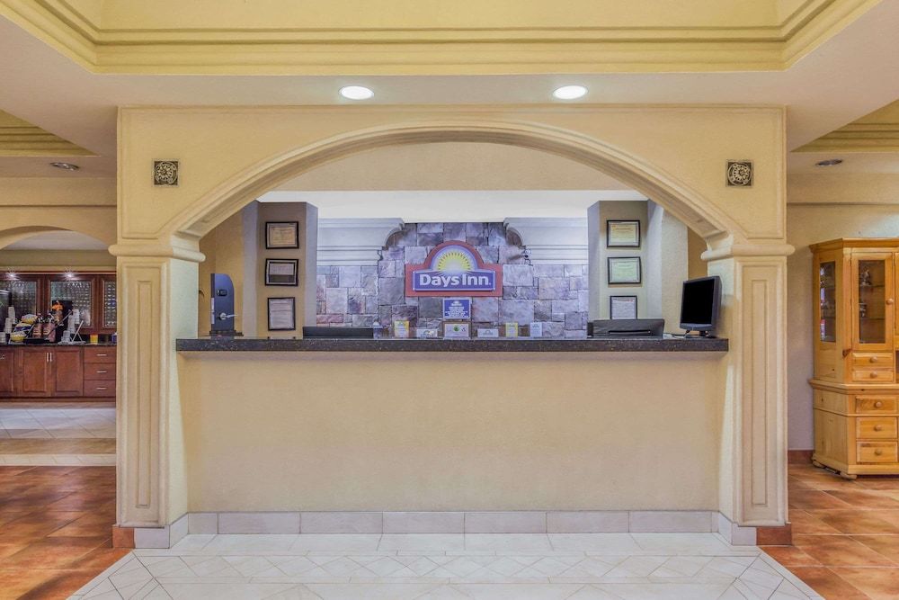 Days Inn by Wyndham Dalton 2