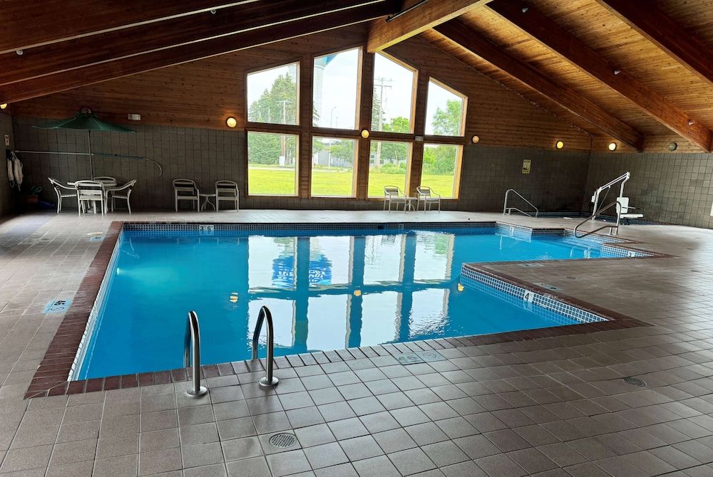 AmericInn by Wyndham St. Cloud MN I-94 2 estrelas em Saint Cloud