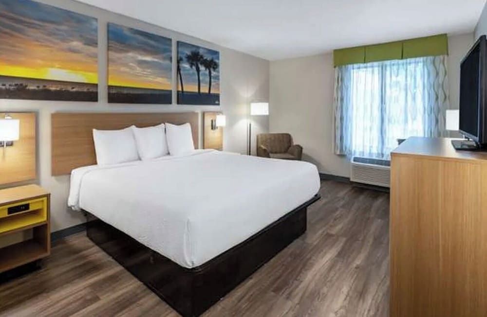 Haven Inn & Suites 3