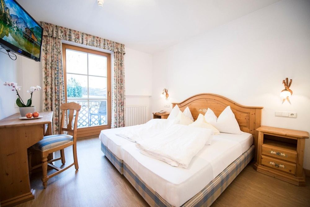 Turmhotel Gschwendt 2