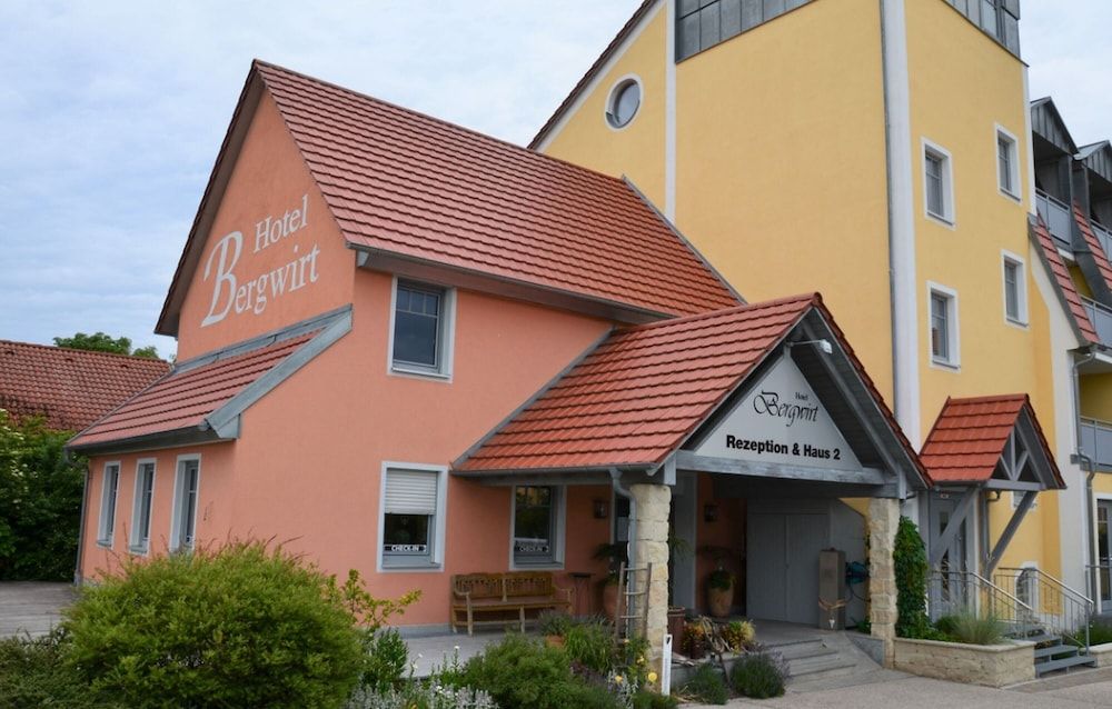 Hotel Bergwirt -1 étoiles à Herrieden