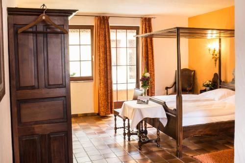WAGNERS Hotel Greifen-Post 2