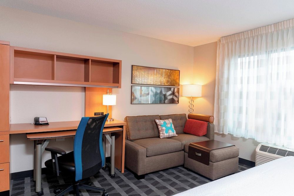 TownePlace Suites Fort Wayne North 3