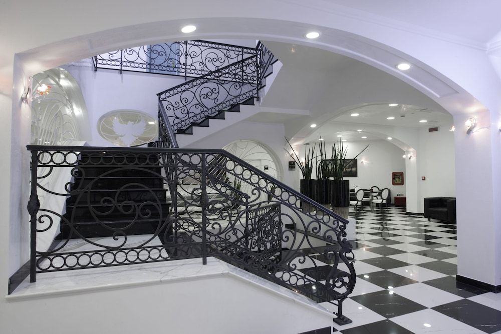 L'Araba Fenice -1 estrelas em Altavilla Silentina