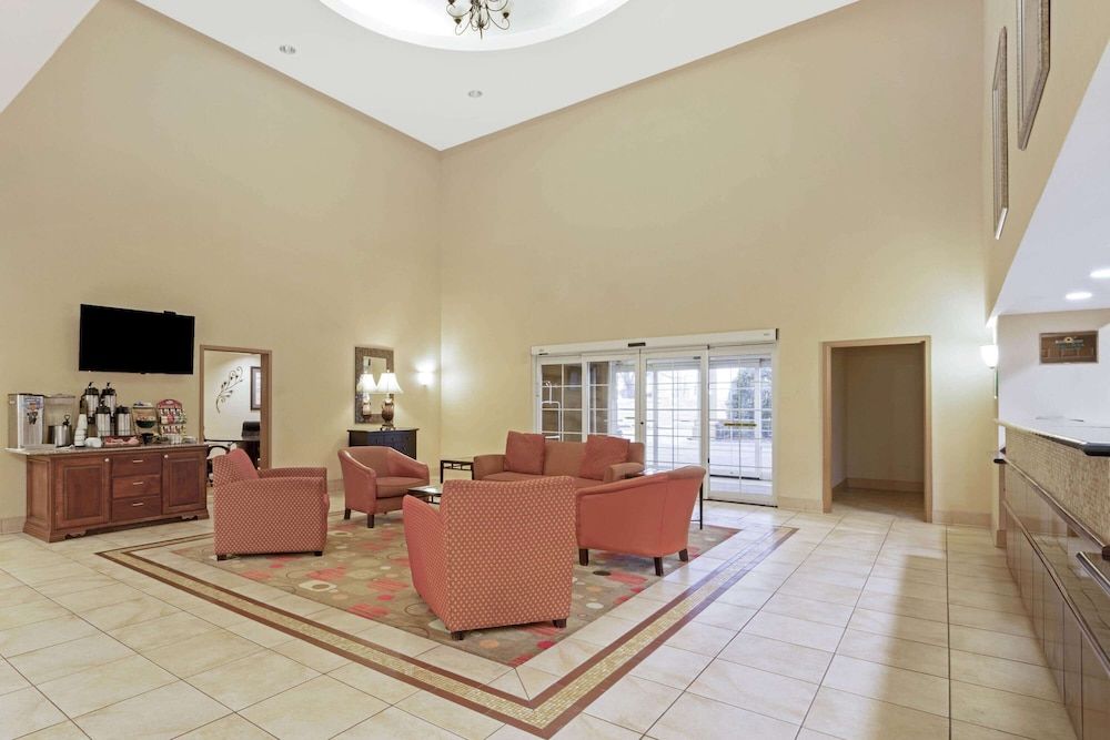 La Quinta Inn & Suites by Wyndham Stillwater-University Area 2