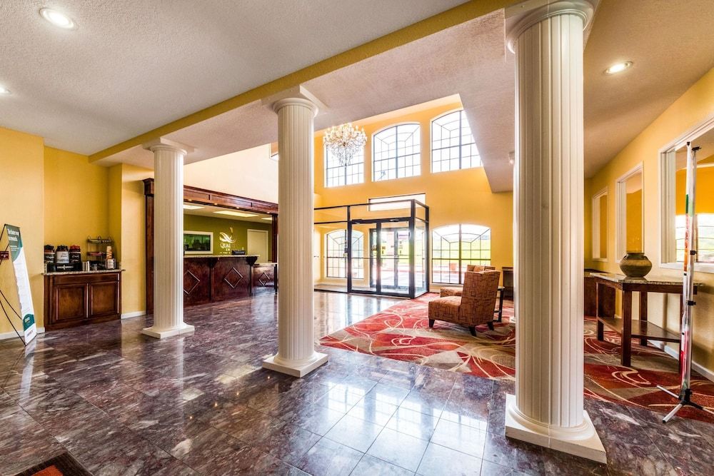 Quality Inn University near Downtown 2