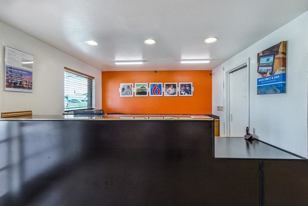 Motel 6 San Marcos, TX - North 3