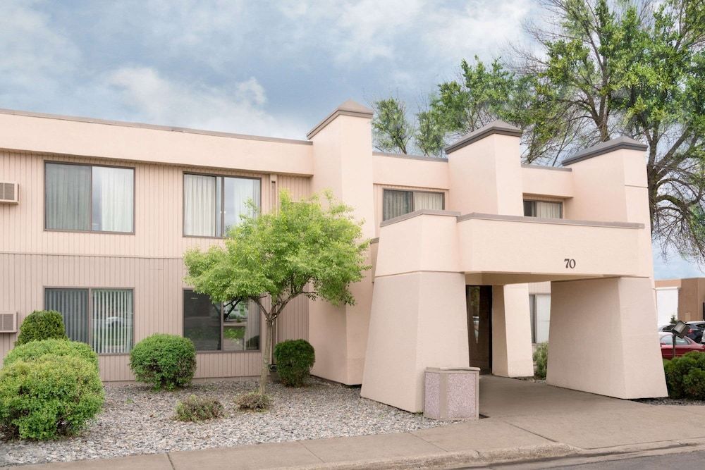 Days Inn by Wyndham St Cloud 2 estrelas em Saint Cloud