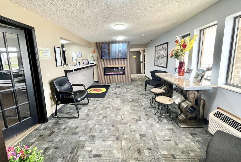 Super 8 by Wyndham Estherville 2