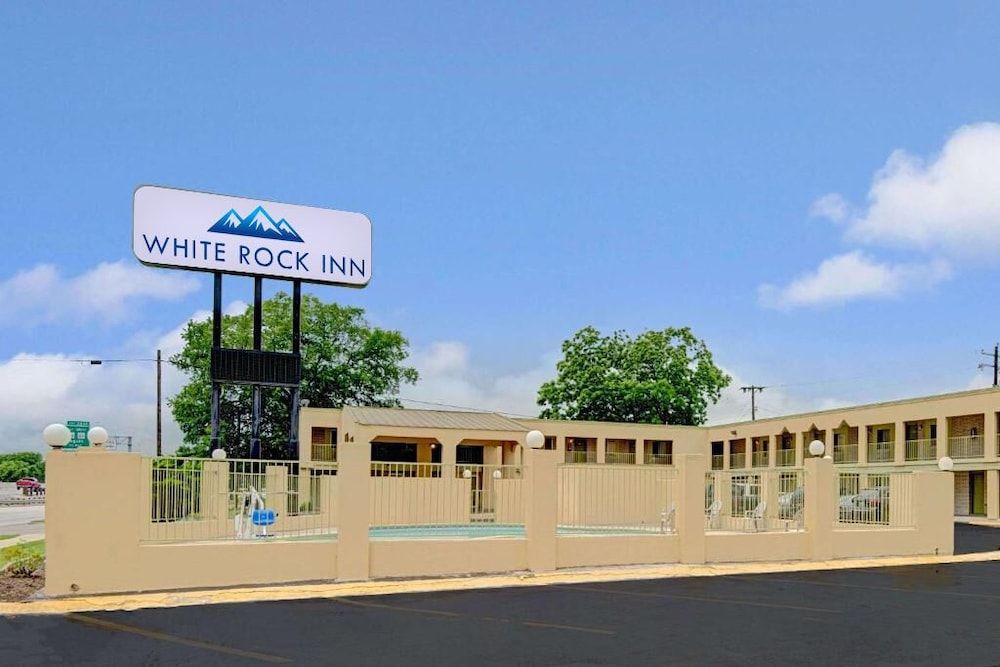 White Rock Inn 2 estrelas em San Marcos