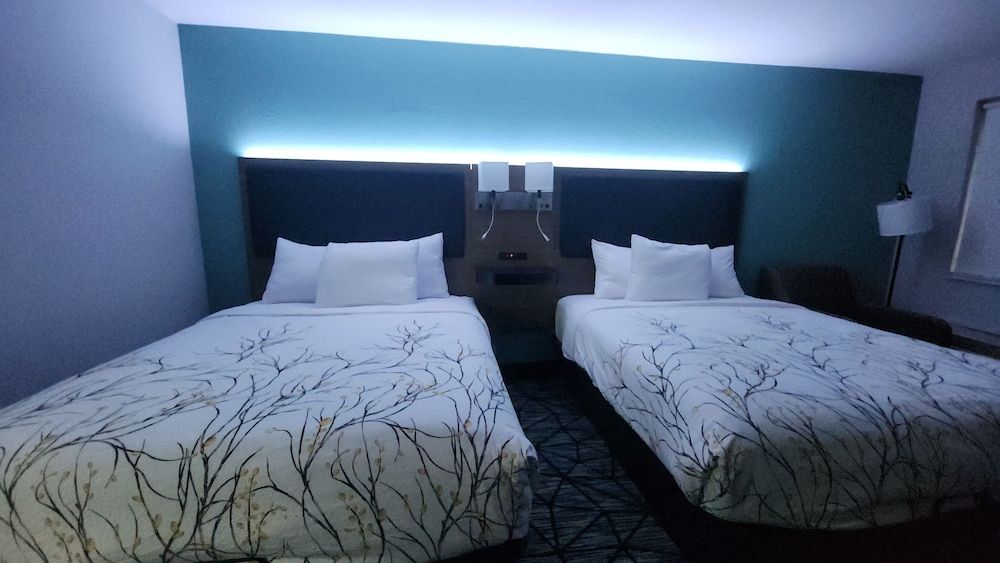 Baymont By Wyndham South Bend 2