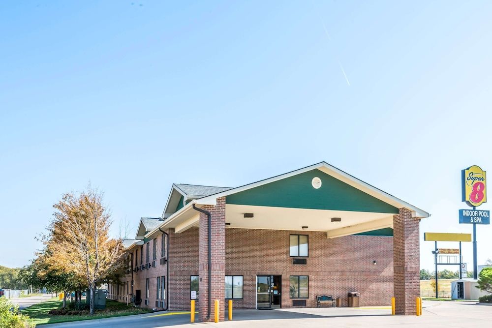 Super 8 by Wyndham Salina I-70 2 estrelas em Salina